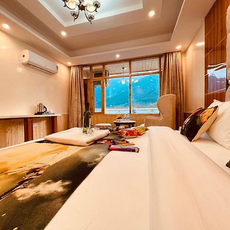 Hill River Resort - Central Heated & Air Cooled - Near Mall Road , Best Property Of Manali 2024- 2025 外观 照片