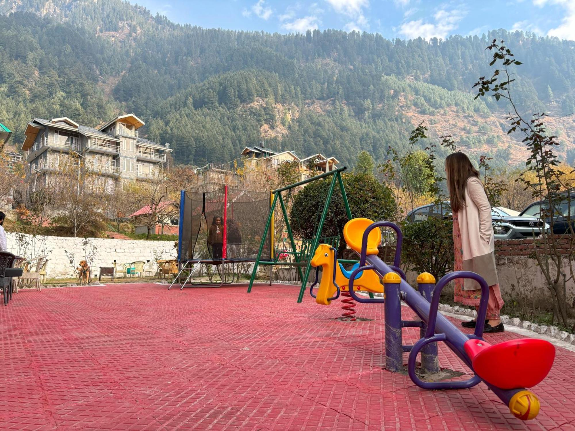 Hill River Resort - Central Heated & Air Cooled - Near Mall Road , Best Property Of Manali 2024- 2025 外观 照片
