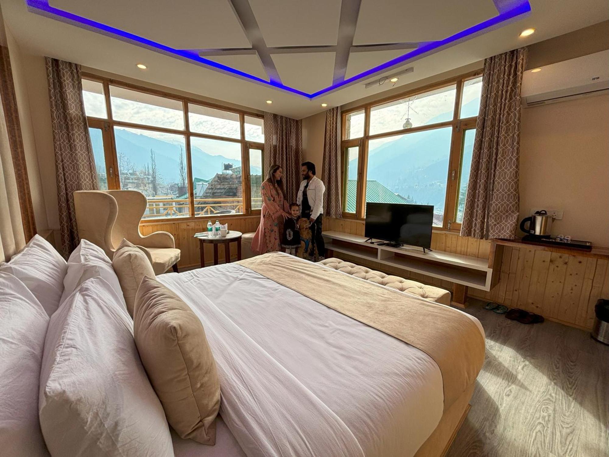 Hill River Resort - Central Heated & Air Cooled - Near Mall Road , Best Property Of Manali 2024- 2025 外观 照片