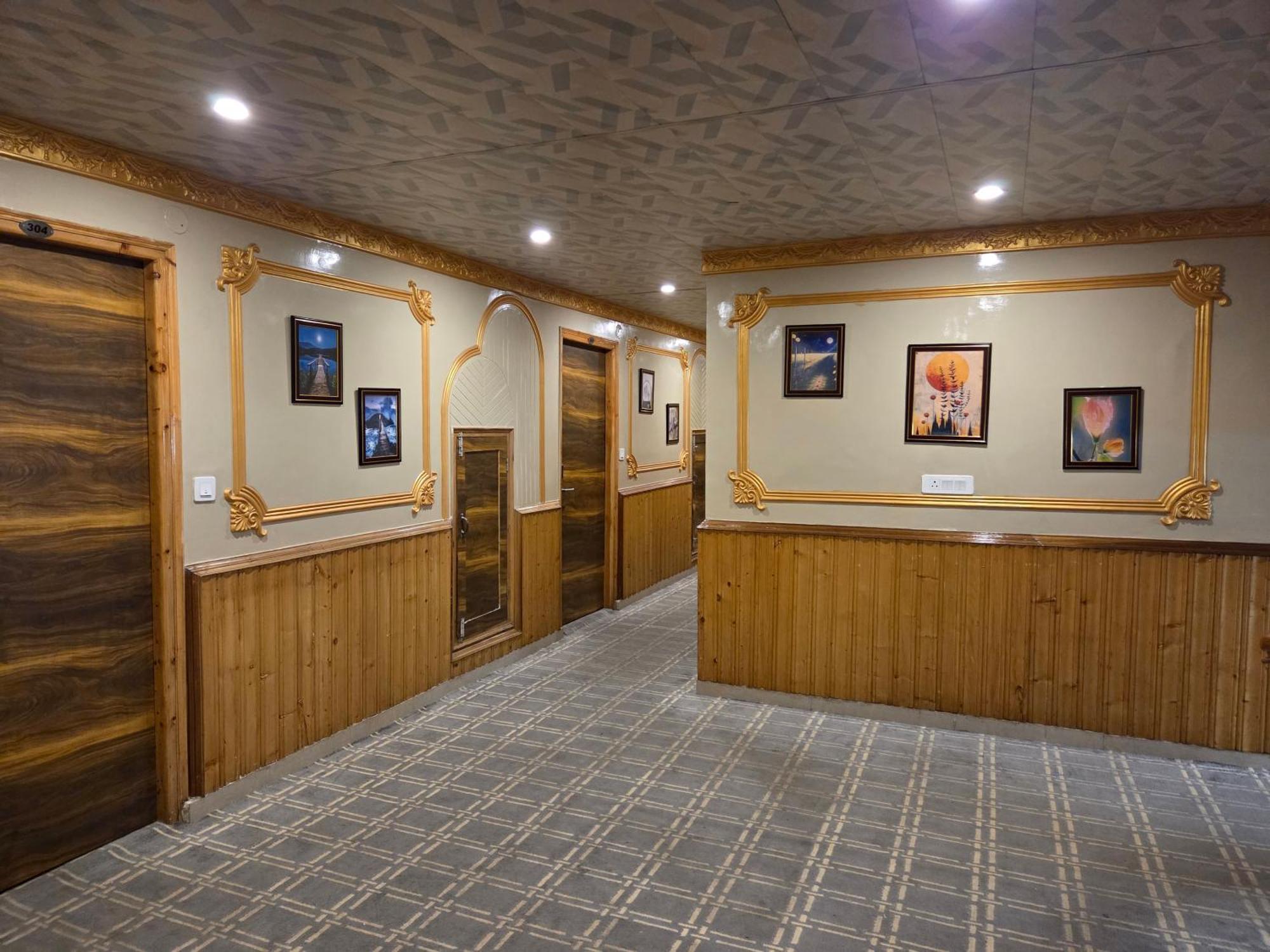 Hill River Resort - Central Heated & Air Cooled - Near Mall Road , Best Property Of Manali 2024- 2025 外观 照片